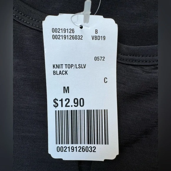 Forever 21 NWT Long Sleeve Crop Top, Black, Size M - Picture 6 of 6